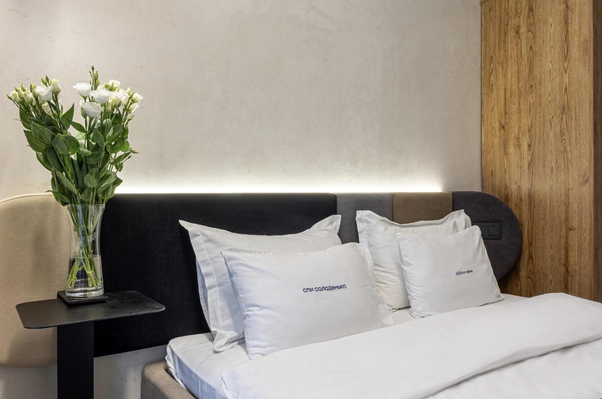 Ribas Rooms Lutsʼk Exterior foto